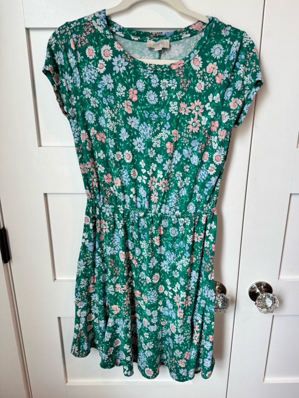 LOFT Green Floral Casual Dress size XS